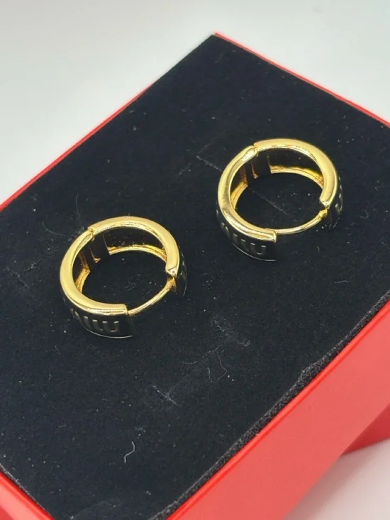 Luxury Designer Gold Tone Small Hoop Earrings Black Enamel Polished Logo Accent - Picture 11 of 15